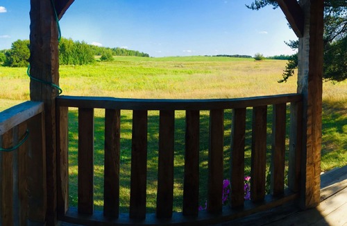Shevlin Cabine | Petite cabane rustique au Black Lantern Resort