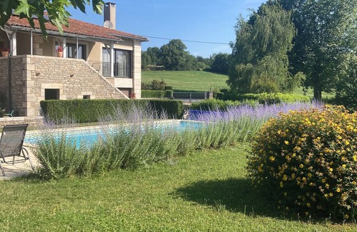 Caylus Cottage | Petit logement de plain-pied accessible PMR, 2*