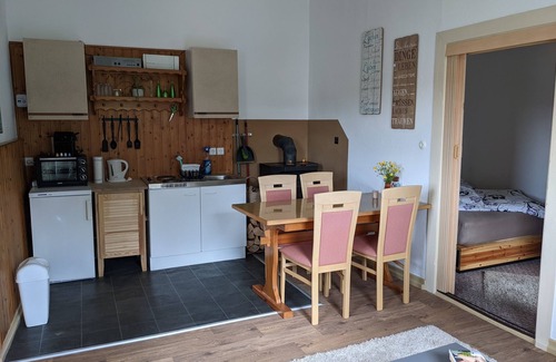 Saalburg-Ebersdorf Appartement | Small vacation apartment by the Thuringian Sea