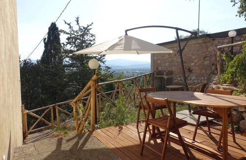 Bovara Maison | Petite villa avec vue sur la vallée de l'Ombrie
