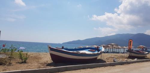 Asprovalta Appartement | Smaragda Suite Vrasna Beach