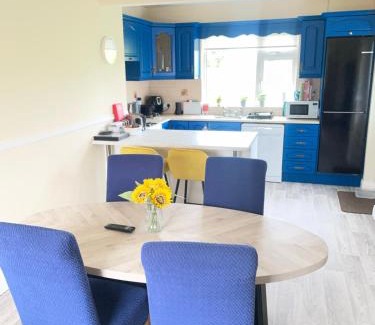 Ardee Maison | Smarmore Cottage