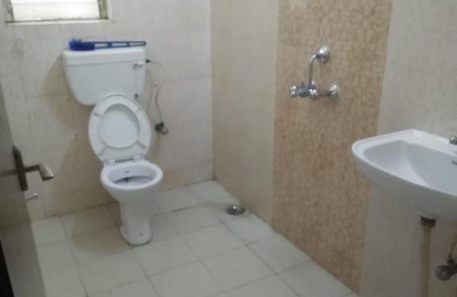 Dumdum Maison | smart airport couple friendly guset house