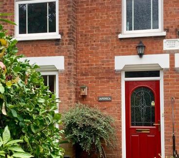 Stalham Maison | Smart & Comfortable 3-bedroom Victorian house