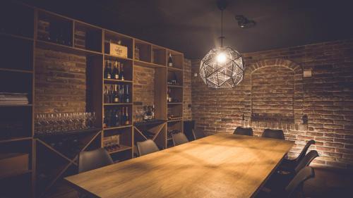 Korosladany Maison | Smart HTL