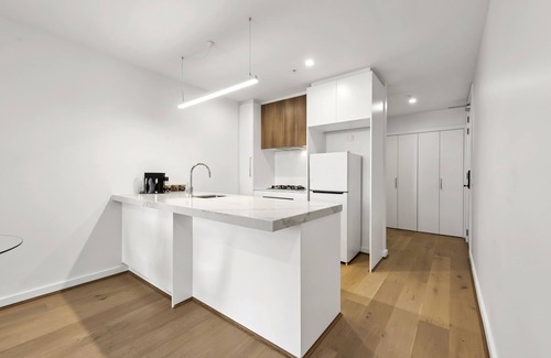 Moonee Ponds Appartement | Smart Two Bedroom & Bathroom Fun and Friendly Fully Equipped Apartment