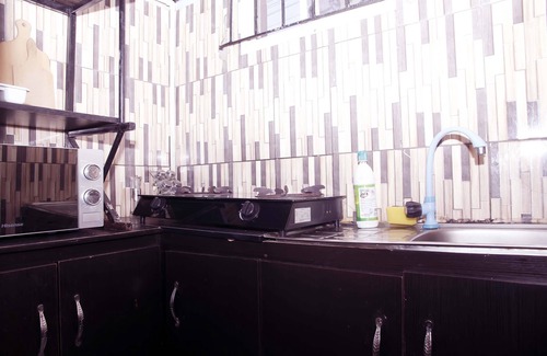 Yaba Appartement | Smilley's Place Ms. Cynthia