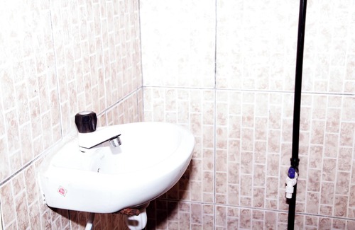 Yaba Appartement | Smilley's Place - Ms Roffi Close to Unilag