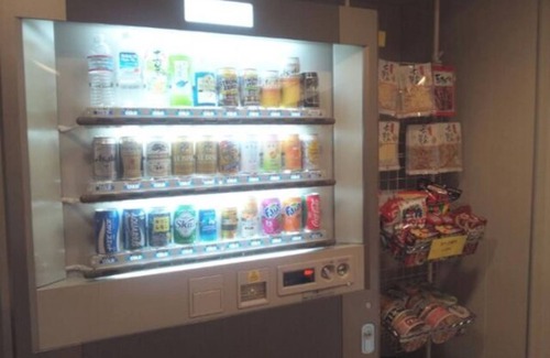 Abeno Hôtel | Smoking Double bed 24 hours free drink service / Osaka Ōsaka
