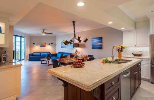 Key West Copropriété | << SMOOTH SAILING @ THE BEACH >> Ocean Condo / Pool & Tennis + DERNIERS SERVICES CLÉS ...