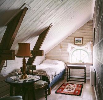 Kristinehamn Maison | Snällfäll Country living - Åkerbo gård charmigt renoverad flygel