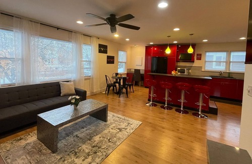 Byron Appartement | Snazzy 2-Bedroom Unit in the Heart of Byron