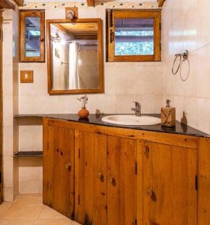 Almora Chalet De Ski | Snow View Cottage Kasardevi
