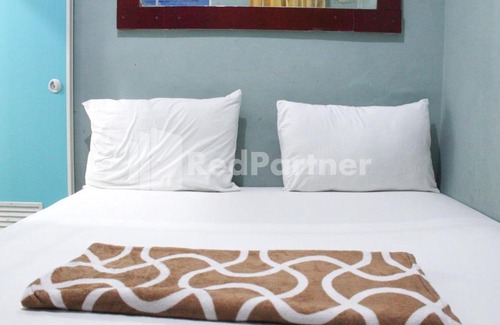Jelambar Hôtel | Snow White Residence near Grogol Mitra RedDoorz