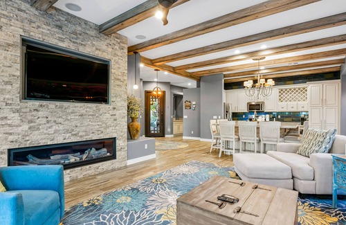 Sierra Verde at Arrowhead Ranch Maison | Snowbird-Friendly Home with Private Pool, Grill, AC, Fireplace, & WiFi - Dogs OK