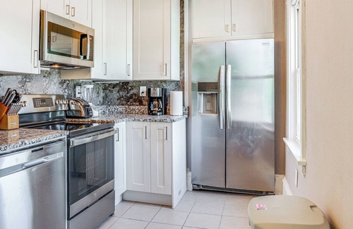 Mound Appartement | Mound Waterfront Retreat w/ Shared Fire Pit & Dock
