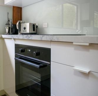 Upper Coopers Creek Maison | Snows Creek Retreat - The Creek House