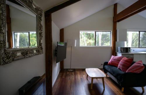 Upper Coopers Creek Maison | Snows Creek Retreat - The Creek House
