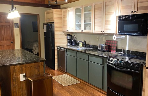 Snowshoe Maison | Évadez-vous en raquettes - Westridge Home, spacieux, 200 mètres à peine pour 16 personnes