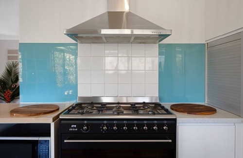 Yeppoon Maison | So close to town house with additional large self contained studio.