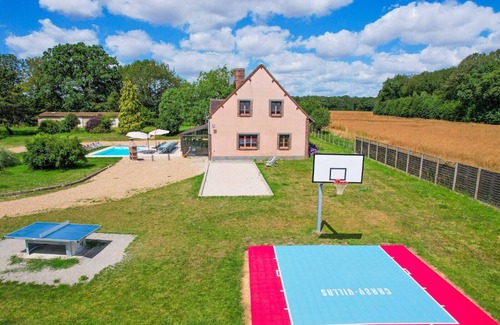 Happonvilliers Villa | So Villa Chalonie (28) - Piscine chauffée - Foot - 2h Paris - 30p.