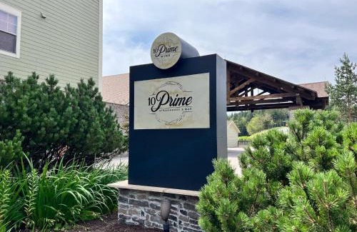 Snowshoe Appartement | Soaring Eagle 203 Next To Slopes Underground Parking Hot Tubs Locker