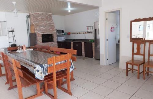 Arroio do Sal Maison | SOBRADO COM PISCINA