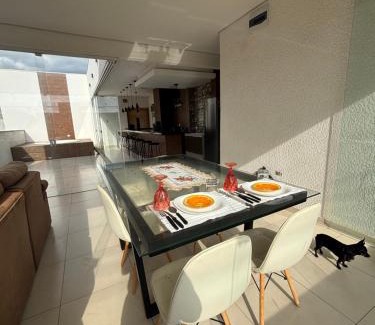 Umuarama Appartement | Sobrado espaçoso e aconchegante proximo ao centro