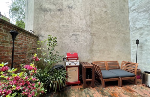 Center City Maison | Society Hill, Historical Home