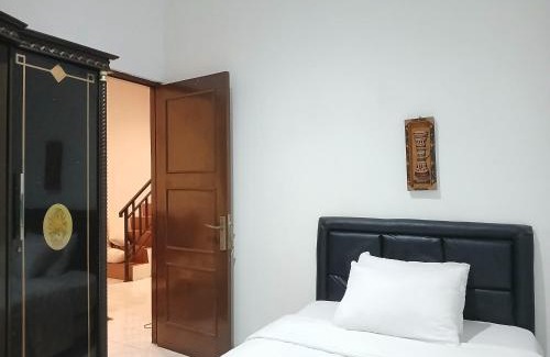 Tangerang Maison | Soekarno Hatta Airport Homestay