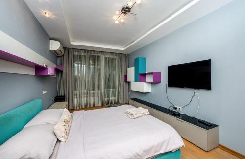Studentski Grad Appartement | Sofia Luxury 3-Bed Penthouse Apartment Sleeps 6