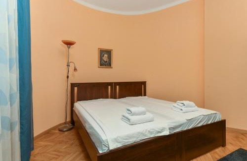 Sofia City Center Appartement | Sofia Retro - Top Center 1BDR Apartment by Flat Mаnager