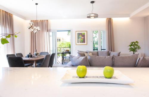 Perama Appartement | Sofias & Rolandos Luxury home