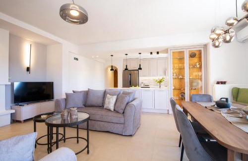 Perama Appartement | Sofias & Rolandos Luxury home