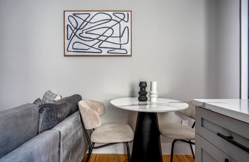 Nolita Appartement | SoHo 2BR w Balcony WD nr WF NYC-1190