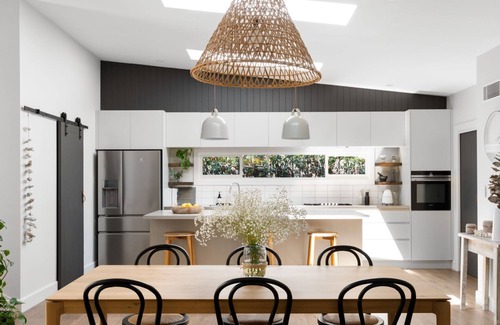 Avalon Beach Maison | Sojourn by Palm Beach Holiday Rentals