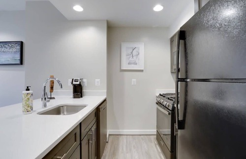 Radnor - Fort Myer Heights Appartement | Sojourn | Courtland Towers