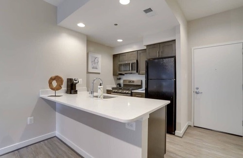 Radnor - Fort Myer Heights Appartement | Sojourn | Courtland Towers