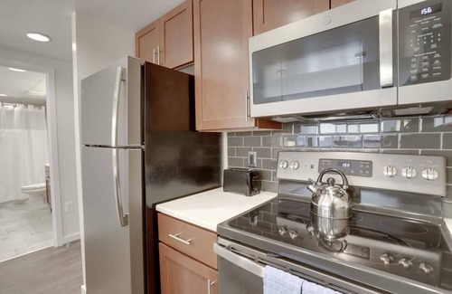 Ballston Appartement | Sojourn | VA Square | 1 BR