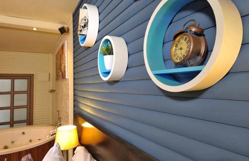 Shomera Maison | SOL Suite In The Village