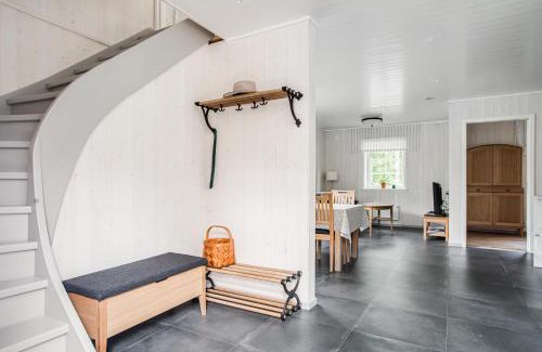 Aneby Appartement | Solar Lake Cottage