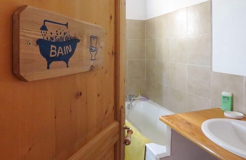 Autrans-Meaudre-en-Vercors Cottage | Soldanelle - Triplex 14/15 Pers - à Autrans au Cœur du Parc du Vercors -