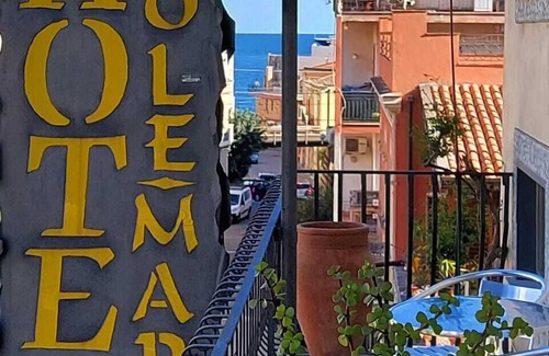 Villagonia Appartement | Chambre 'Twin Con Terrazzino Esterno' avec Terrasse Privée, Wi-Fi et Climatisation