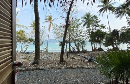Koh Wai Maison | SOLE RESORT 10 Pax Waterfront Deluxe Bungalows avec WiFi Restaurant Zone de massage