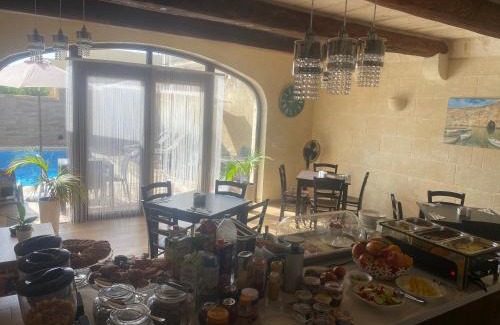 Ta' Pinu Lit Et Petit-Déjeuner | Soleil B&B Gozo