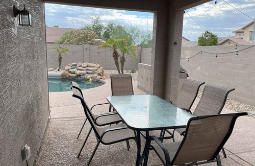 Coldwater Springs Maison | Solitude Haven in Avondale with Pool.3 BR 2BA, sleeps 7