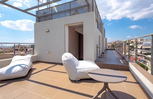 Agios Dimitrios Appartement | Solon - Deluxe City Center Apartment