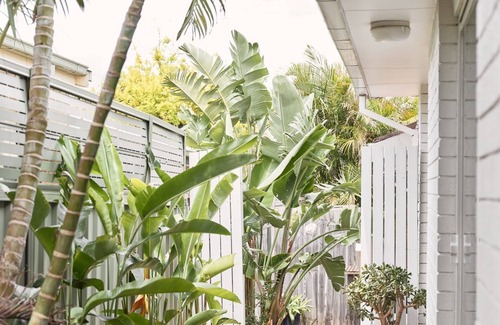 Shoal Bay Cottage | Som House 1! Immaculate 2 bedroom villa