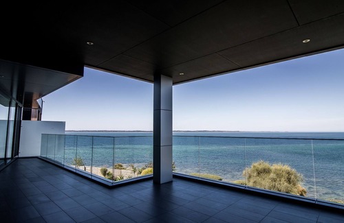 Somers Maison | Somers Sanctuary | The Ultimate Clifftop Luxury with Pool Sauna