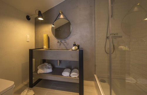 Estoril Maison | Somewhere Estoril Guesthouse
